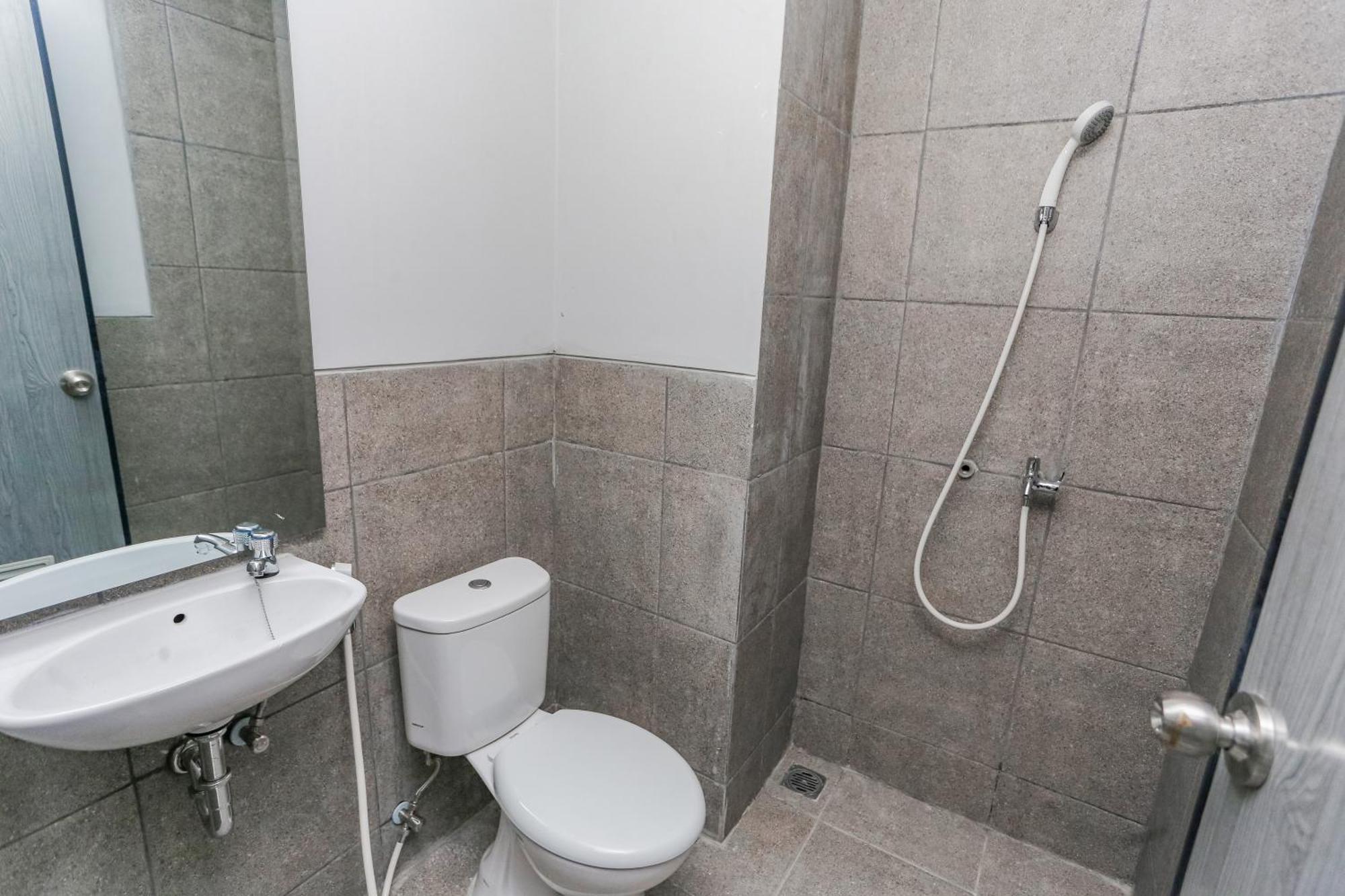 Hotel O Apartment Riverdale Cikarang Near Sgc Mall Bekasi Kültér fotó